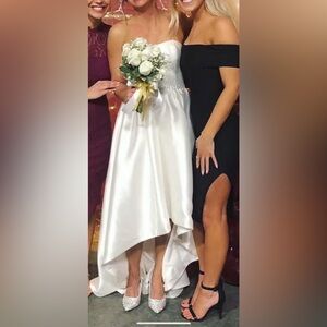 Elegant White Wedding Dress